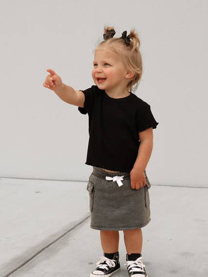 Ribbed Lettuce Trim Tee - Black
