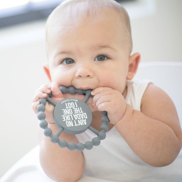 Bella Tunno - Ain't No Dada Happy Teether