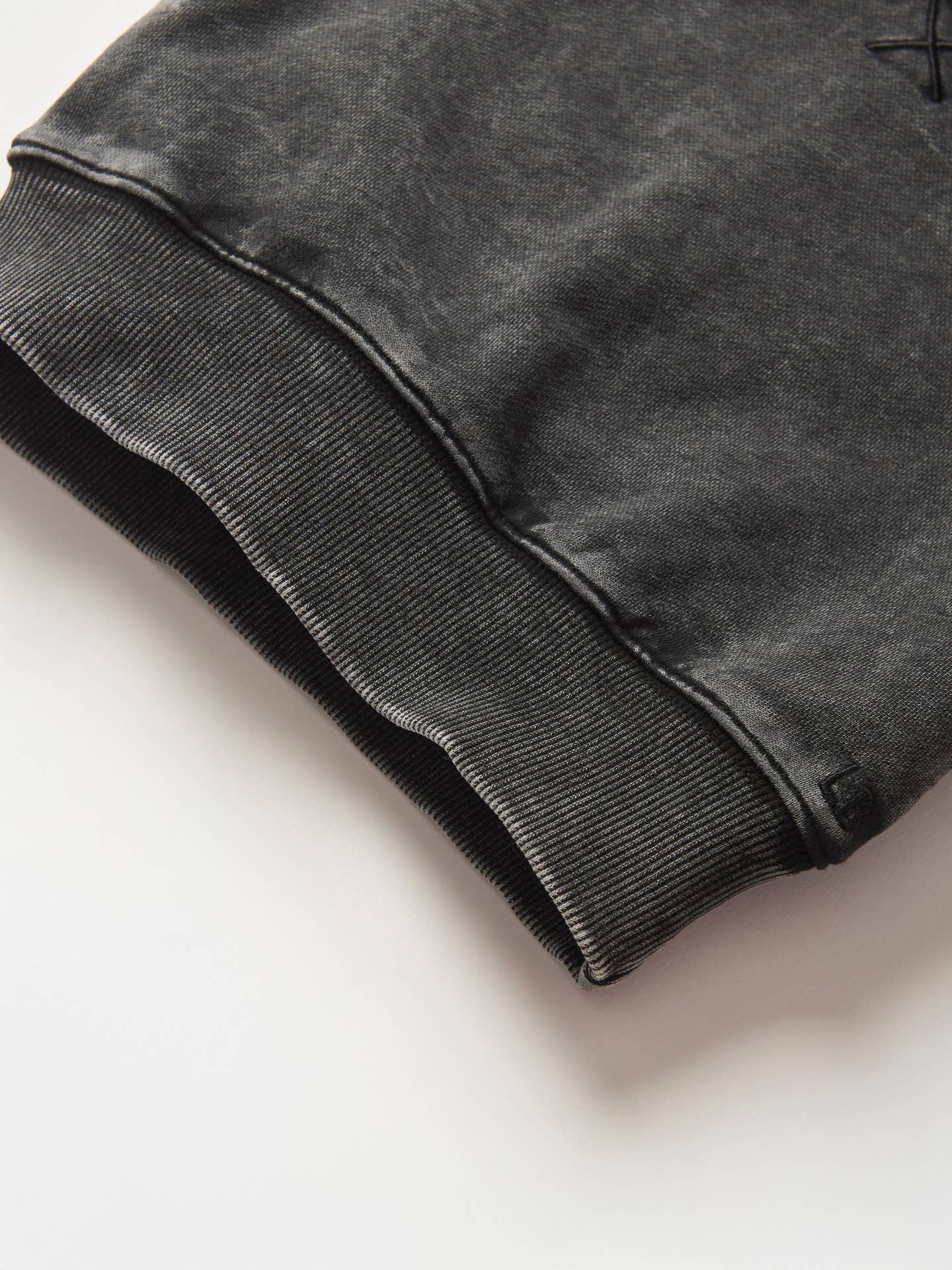 LB275-Acid Wash Crewneck - Black